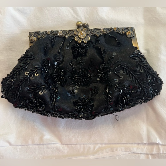Vintage Victorian Style Beaded Evening Clutch - Picture 1 of 5